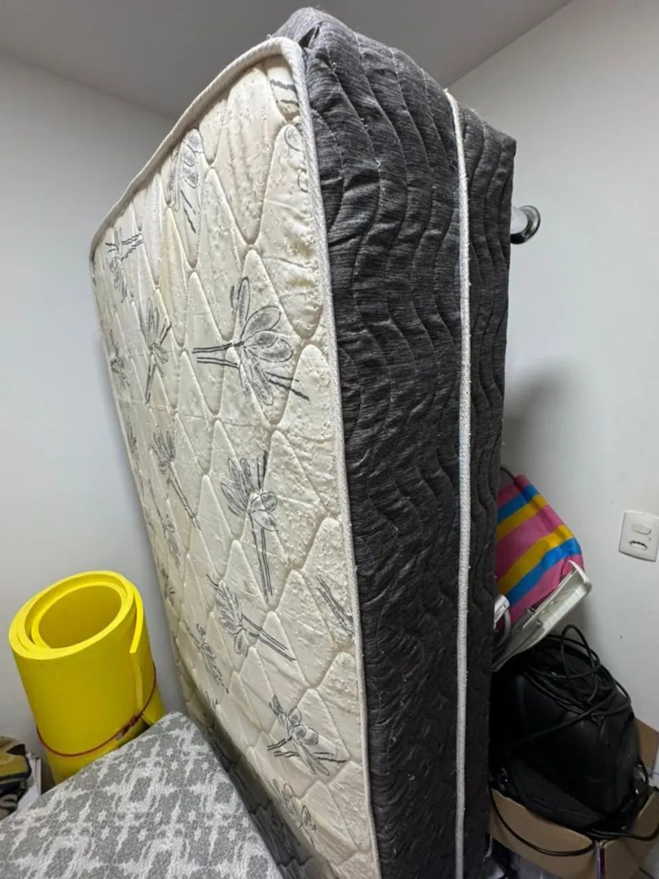 Cama de solteiro 
