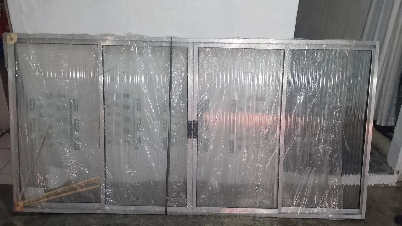 Janela de alumínio nova 1,98X98