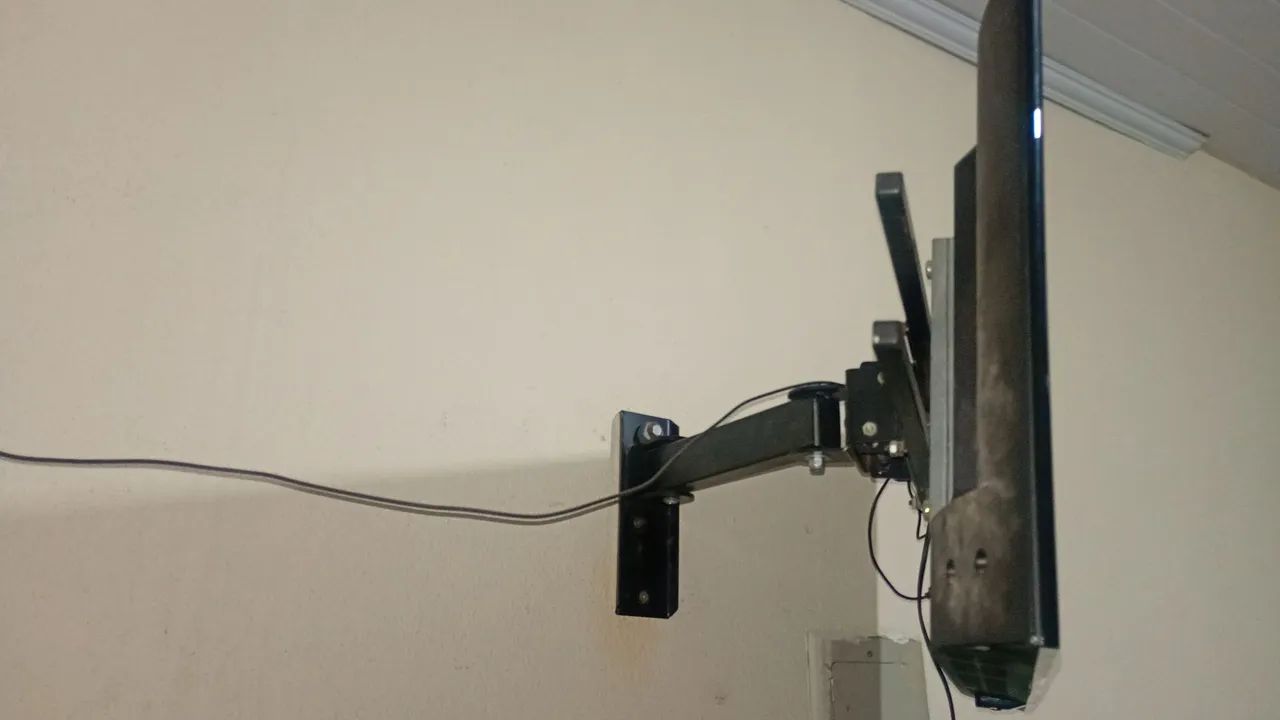 TV 32 polegadas Samsung ( para retirada de peças) - Foto 3