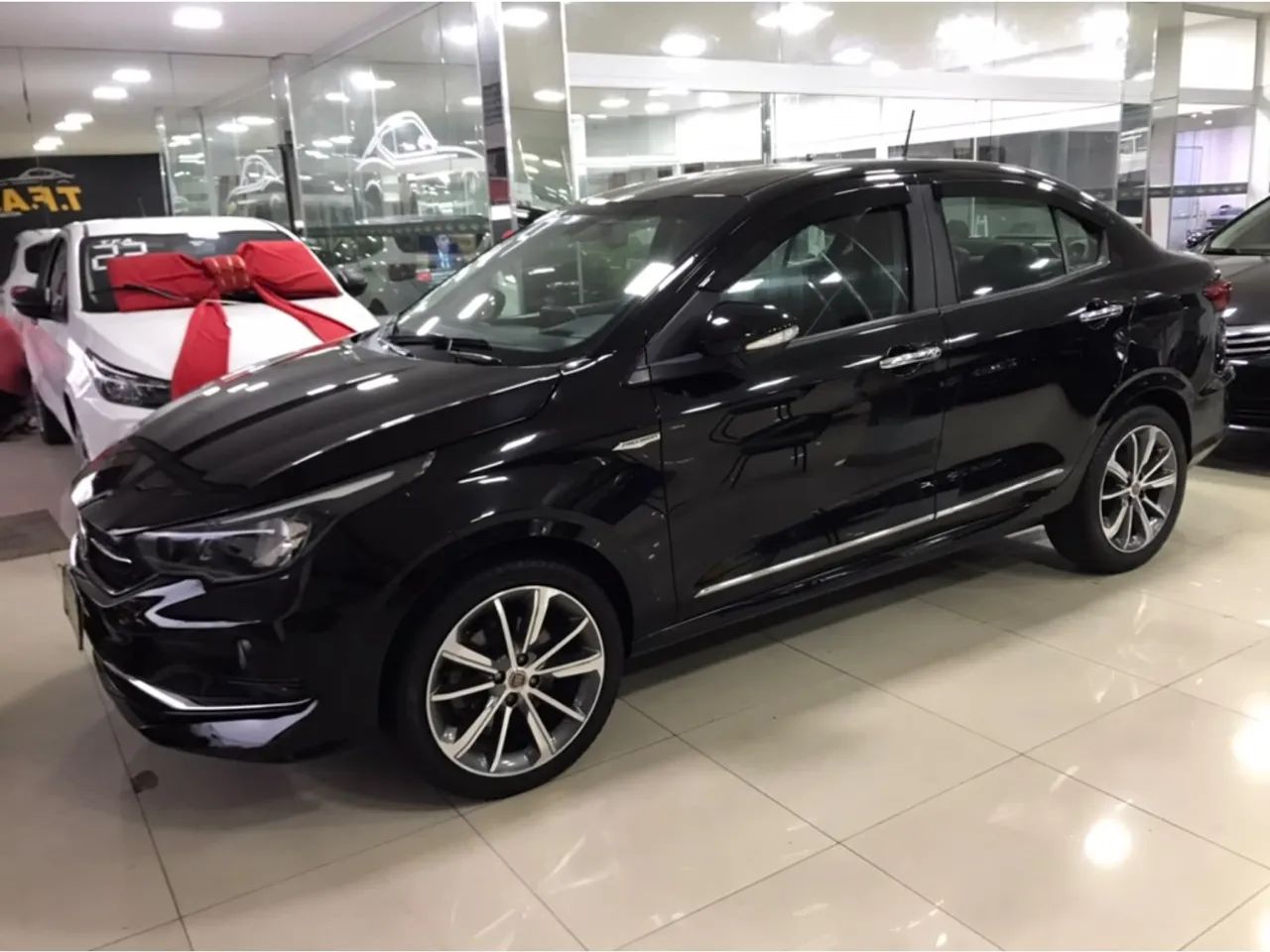 Fiat Cronos Precision 1.8 16V Flex Aut. 2019 - Foto 2