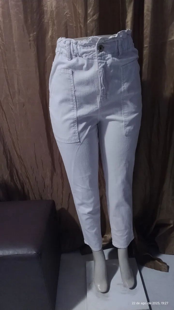 Calça branca feminina 38 da BluK - Foto 4