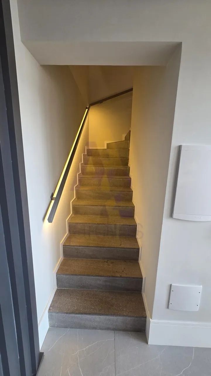 Apartamento duplex moderno com 2 suítes e 2 vagas totalmente equipado e decorado - Foto 5