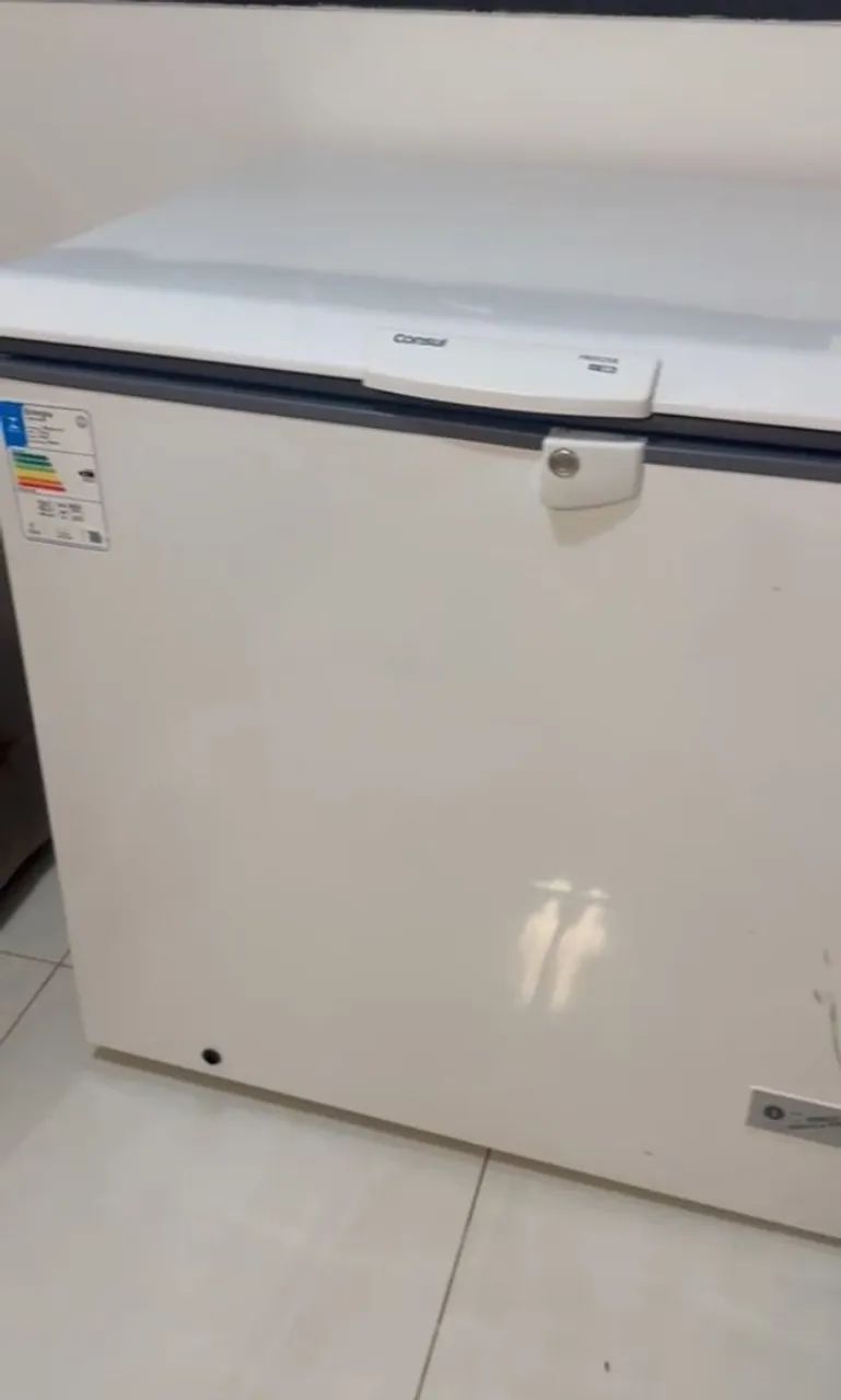 Freezer consul 309l 2 meses de uso - Foto 2