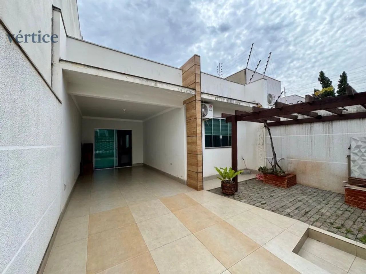Casa à venda em Maringá, Jardim Monte Rei, com 3 quartos, com 150 m² - Foto 3