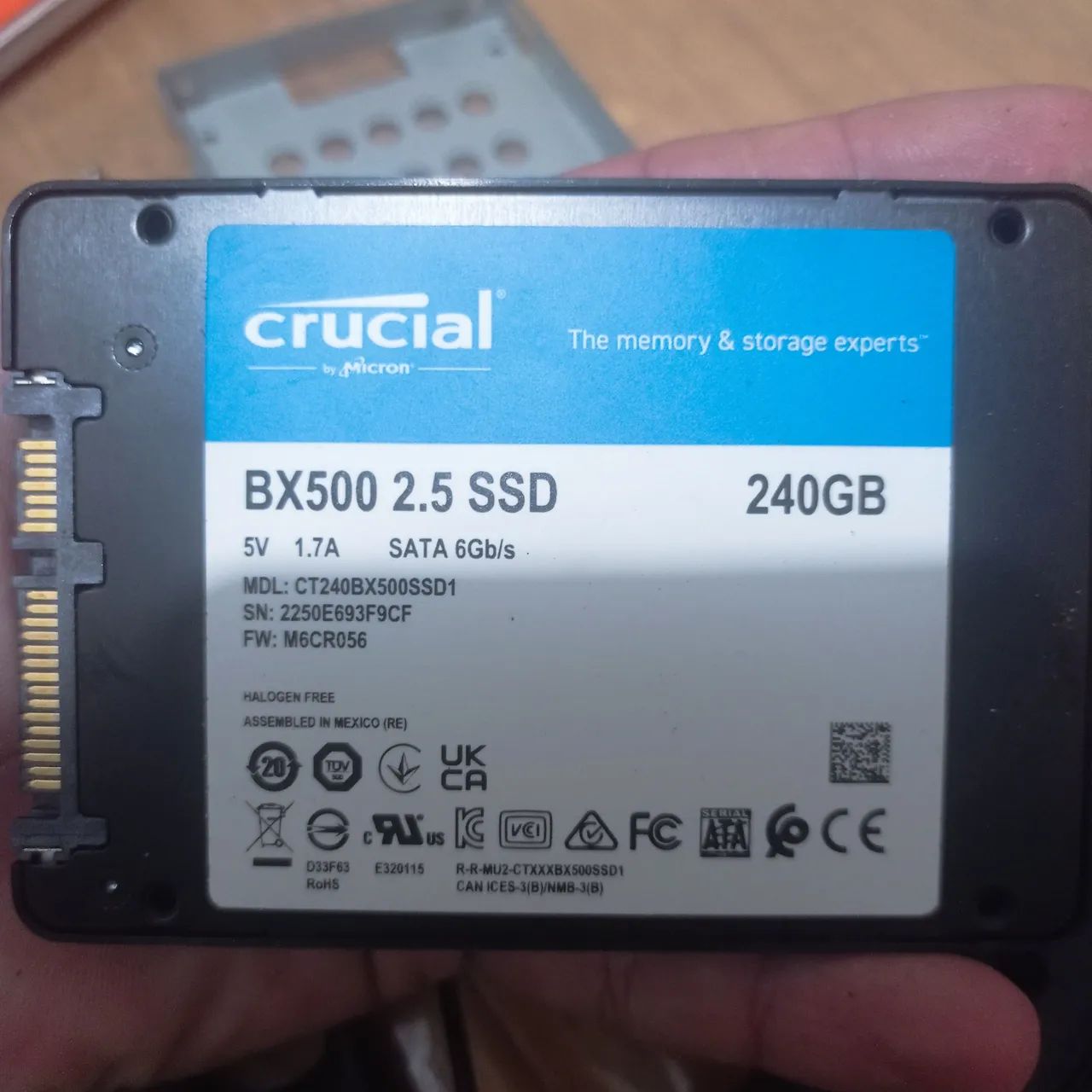 Ssd 240 crucial 
