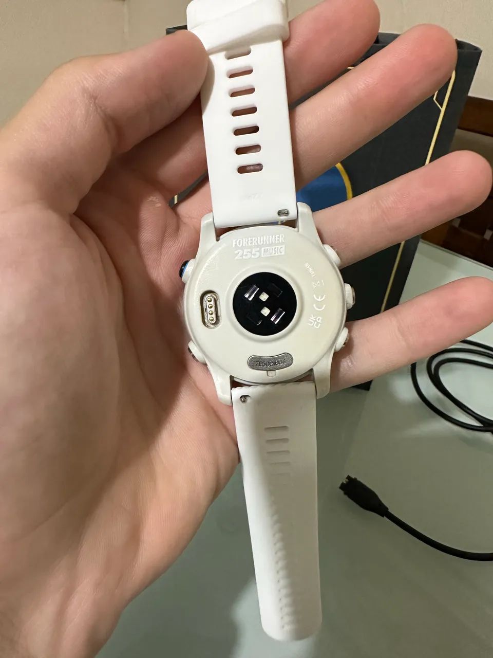 Garmin Forerunner 255 Music Branco - Foto 3