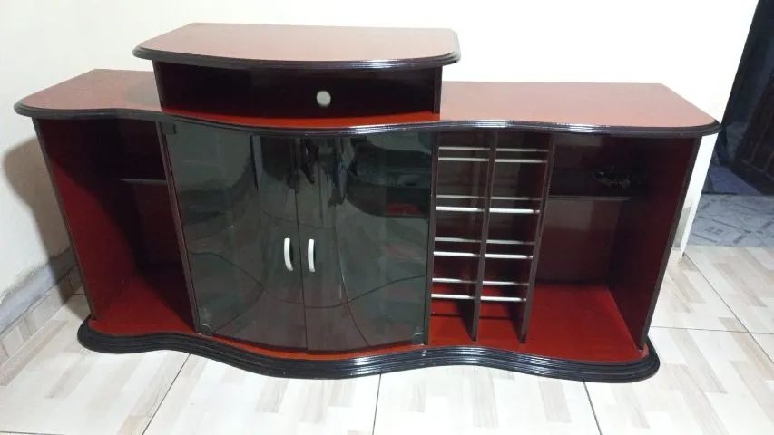 Estante de sala