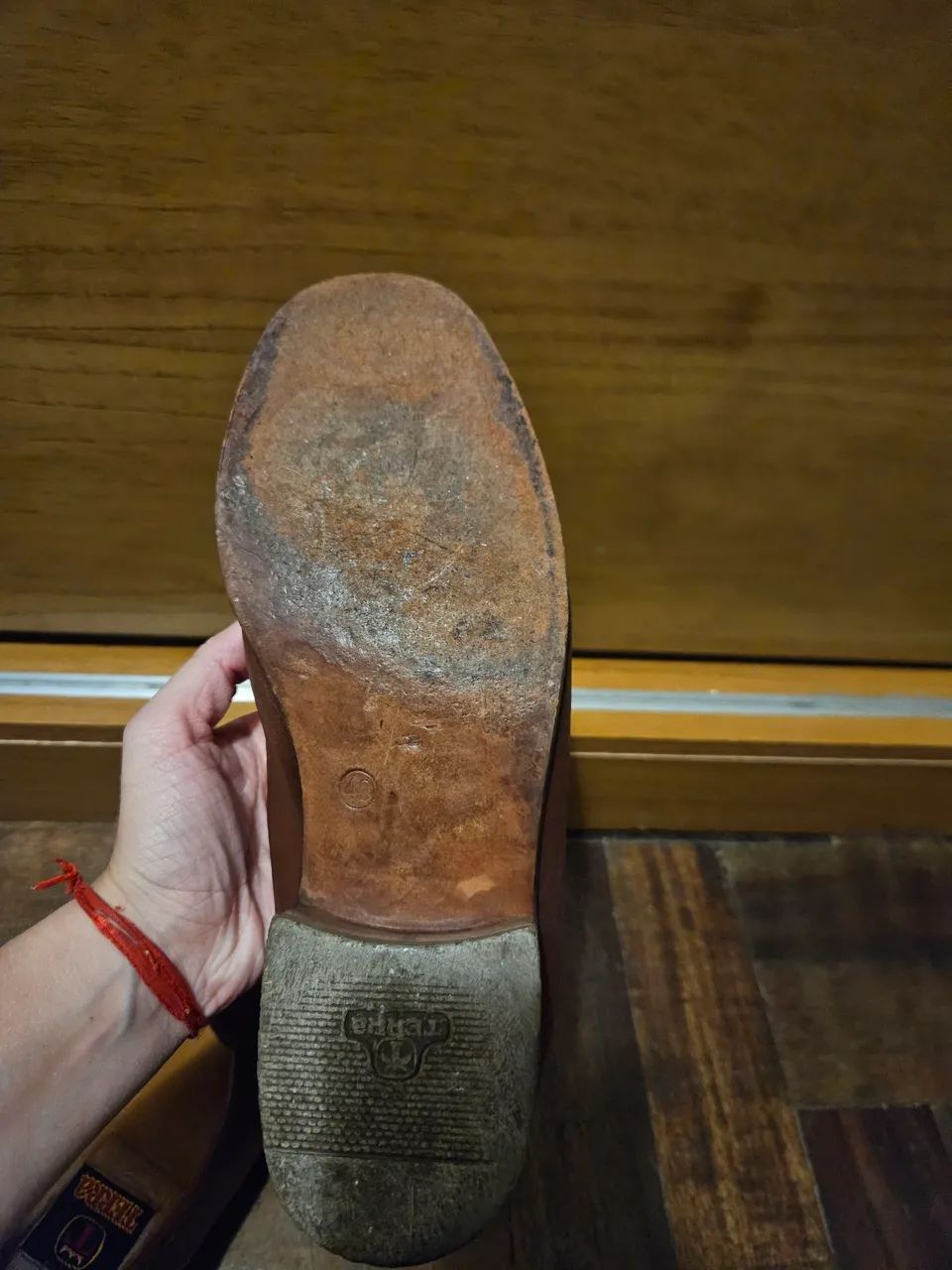 Sapato de couro tamanho 40 - Foto 4