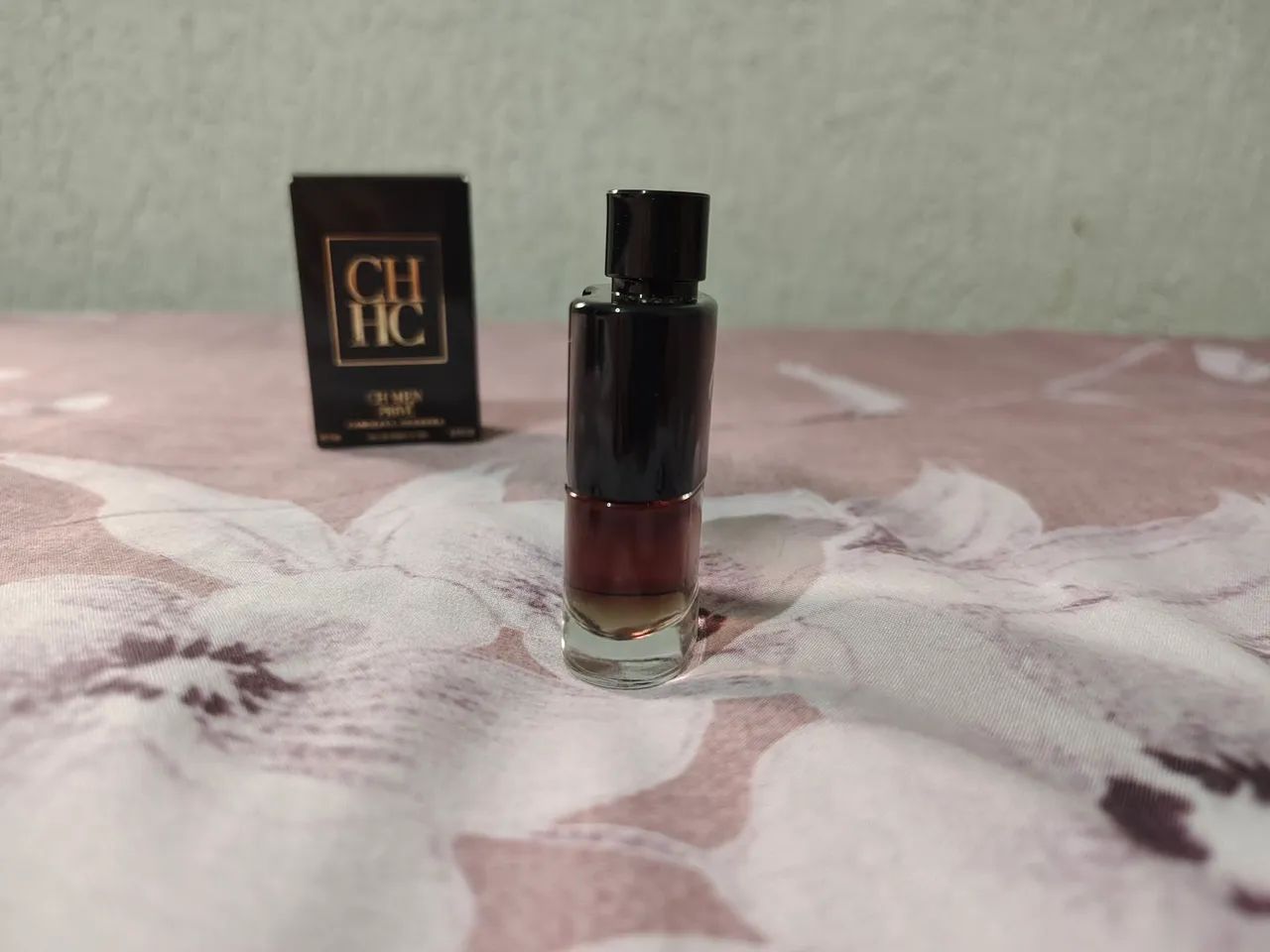 Miniatura Perfume CH Men Prive - Foto 4