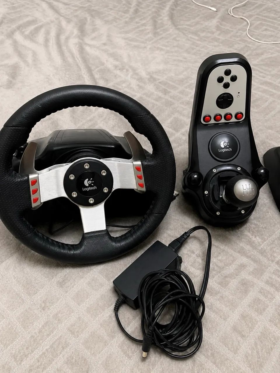 VENDO LOGITECH 27 - Foto 3