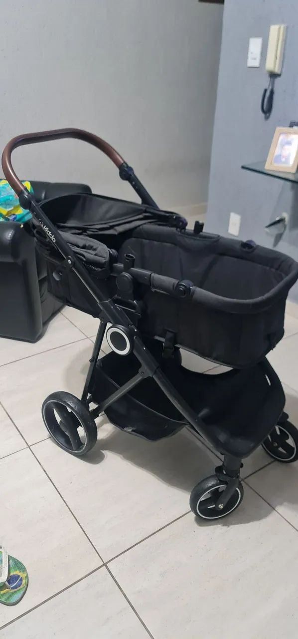Carrinho de bebe kiddo MOISES