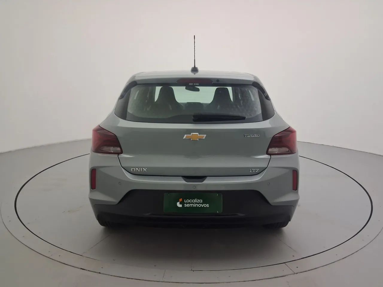 Chevrolet Onix Plus LTZ 1.0 12V TB Flex Aut. 4P, foto 4 de 18