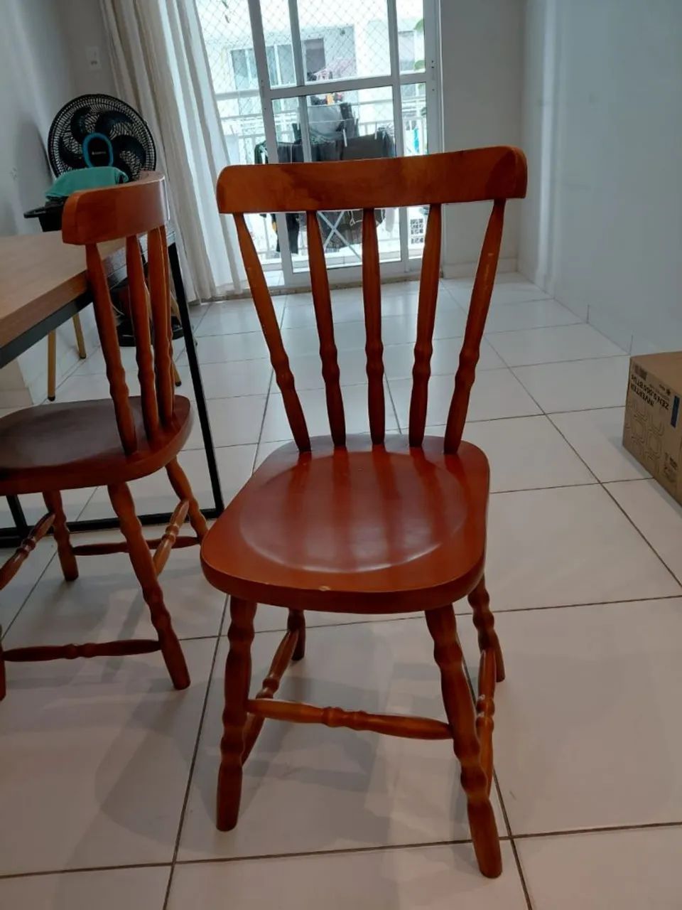 Conjunto de Jantar Estilo Industrial (Mesa, 2 Cadeiras e Banco) - Foto 2