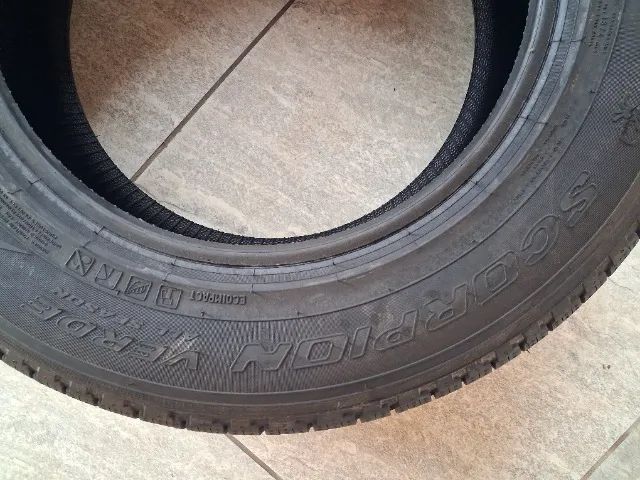 2 Pneus Pirelli 215 65 R16 - Foto 2