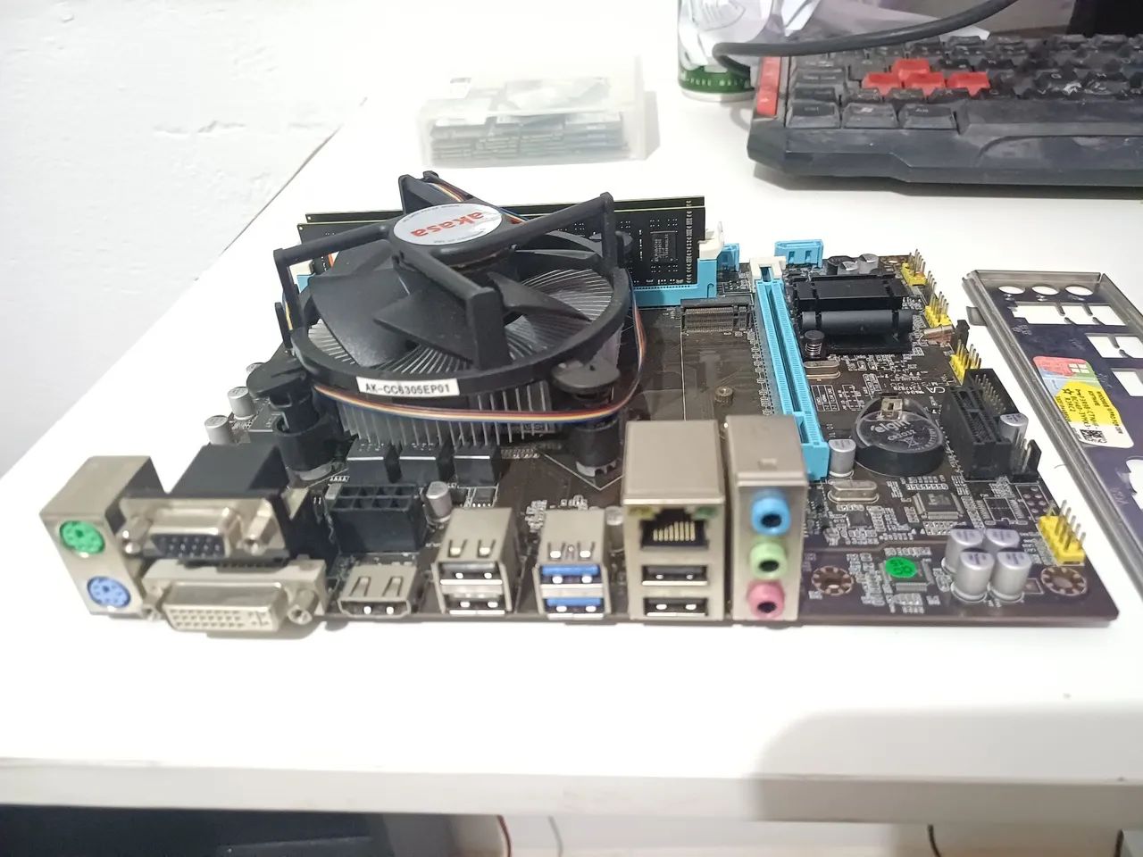 Kit placa mãe i7-3770 ddr3 8g  com espelho - Foto 2