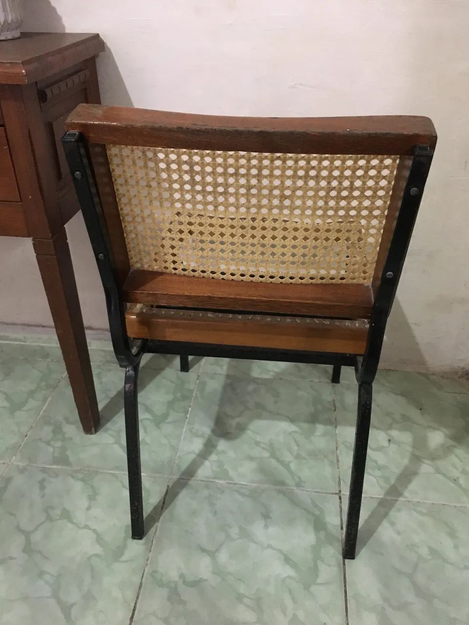 Cadeira de palhinha (precisa de reparos) - Foto 2