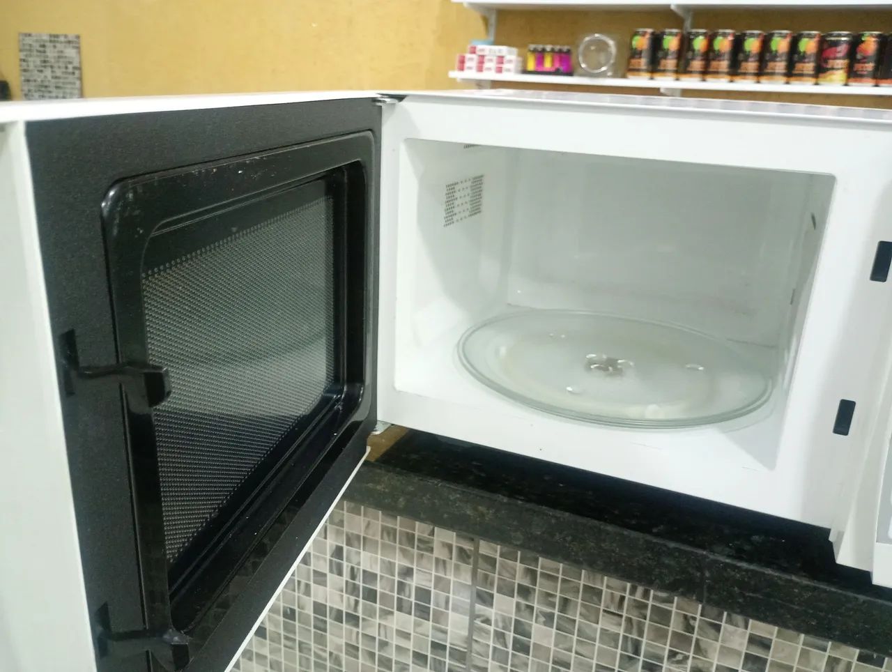 Microondas Eletrolux MTD30 30 litros  - Foto 4