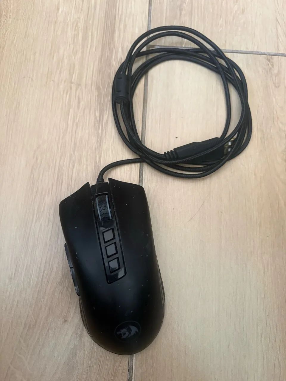 Vendo mouse redragon model m711-fps-1