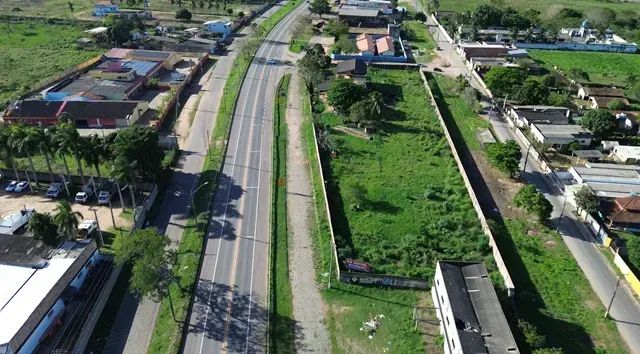 ÁREA 7.500 m² COM PRÉDIO E GALPÕES  PARQUE SANTO DUMONT - Foto 2