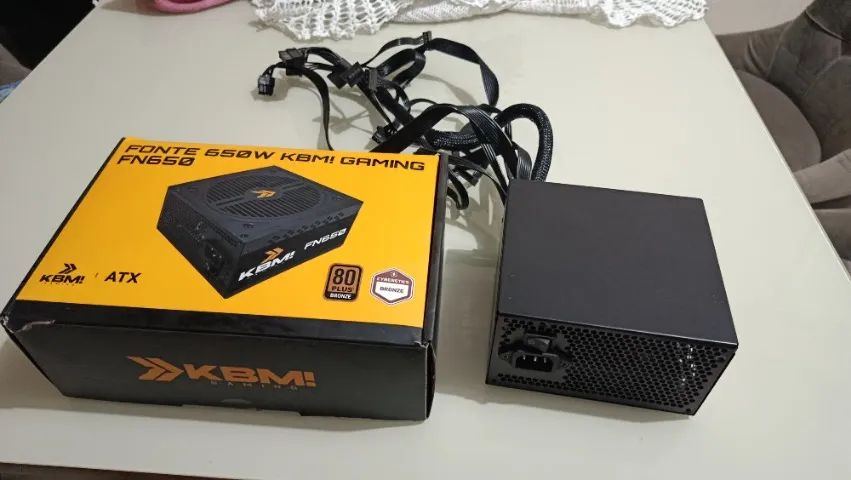 Fonte 650W 80 Plus Bronze KBM! Gaming + Caixa | Excelente Estado