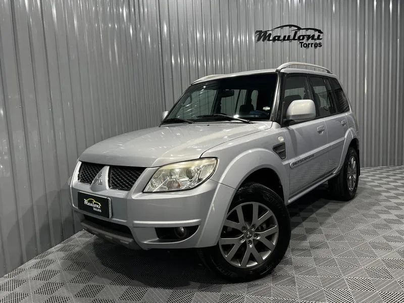 Mitsubishi Pajero 2013