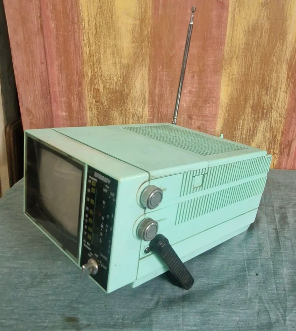 TV embassy - Foto 2