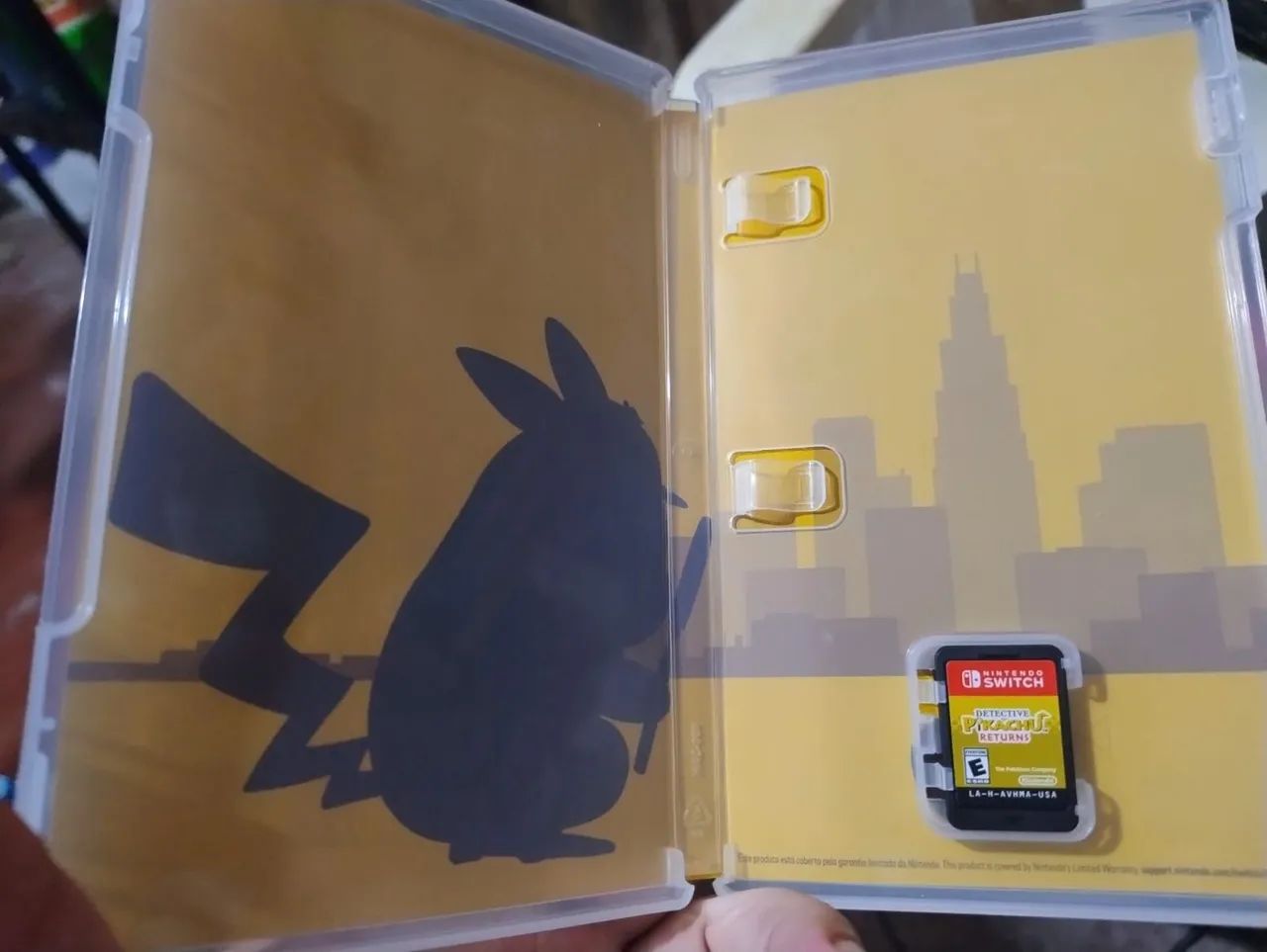 Jogo Detective Pikachu Returns Nintendo Switch - Foto 2