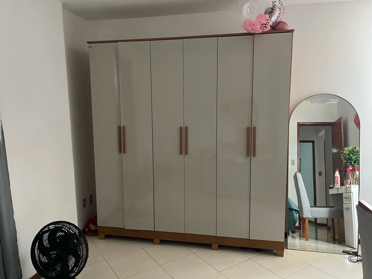 Guarda Roupas 6 portas 