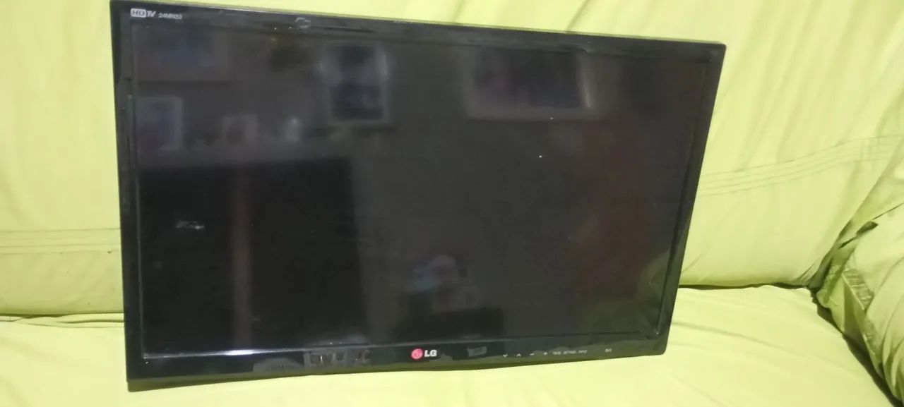 Vendo monitor TV de 24 polegadas $75 reais 