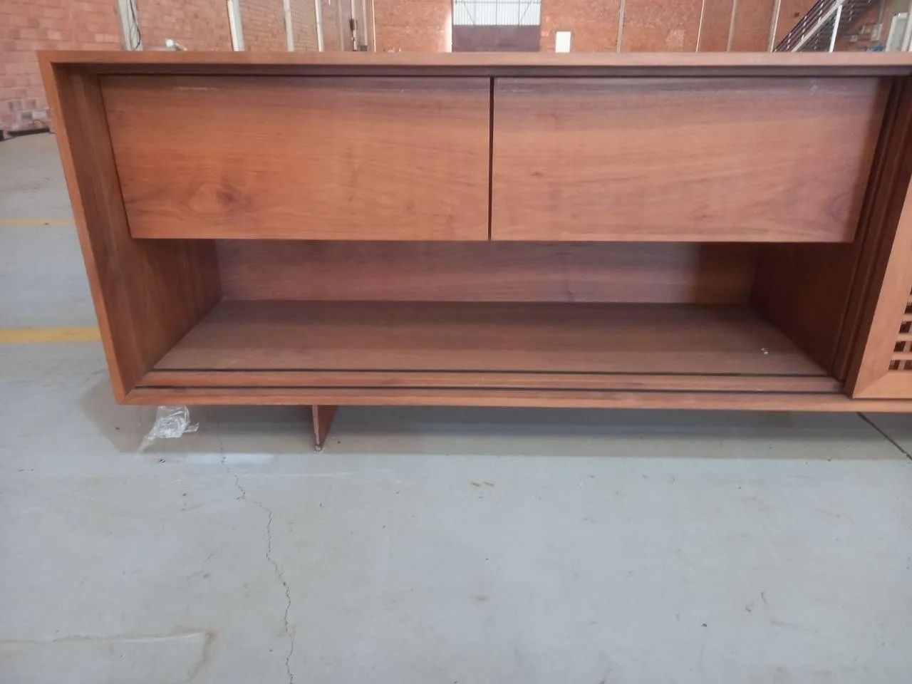 Rack de madeira maciça  - Foto 3