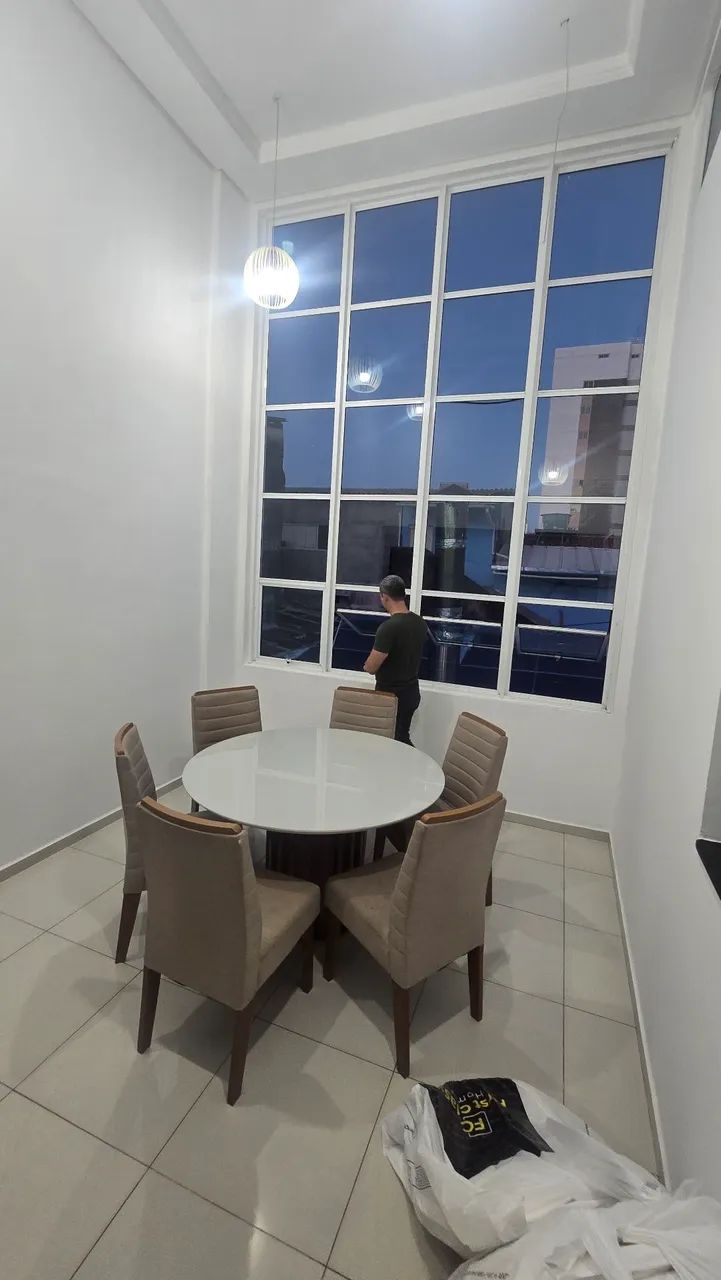 Mesa Redonda com Cadeiras - Foto 2