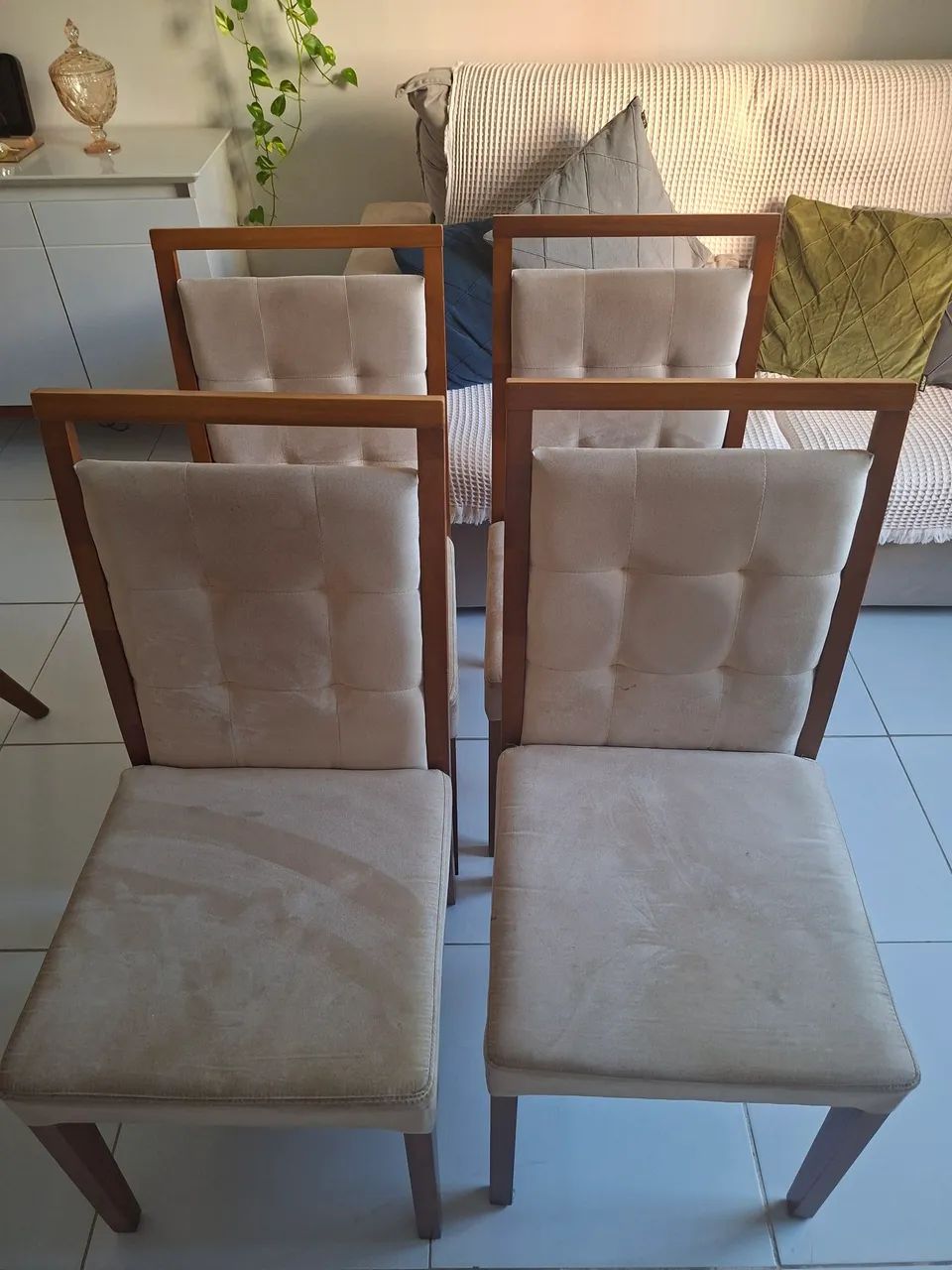 06 cardeiras compradas na casa decor - Foto 4