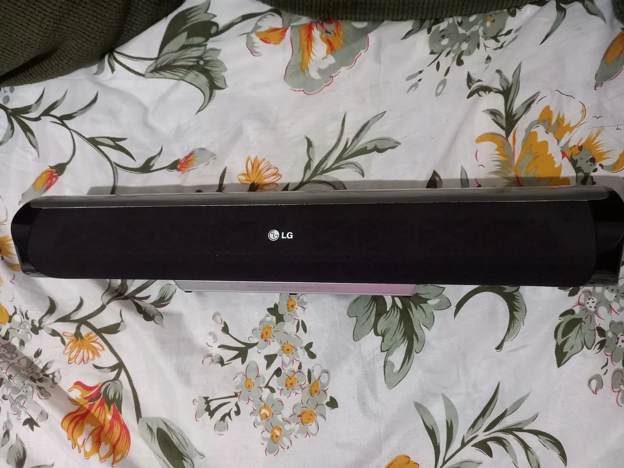 Subwoofer e Caixa Som Central LG  - Foto 4