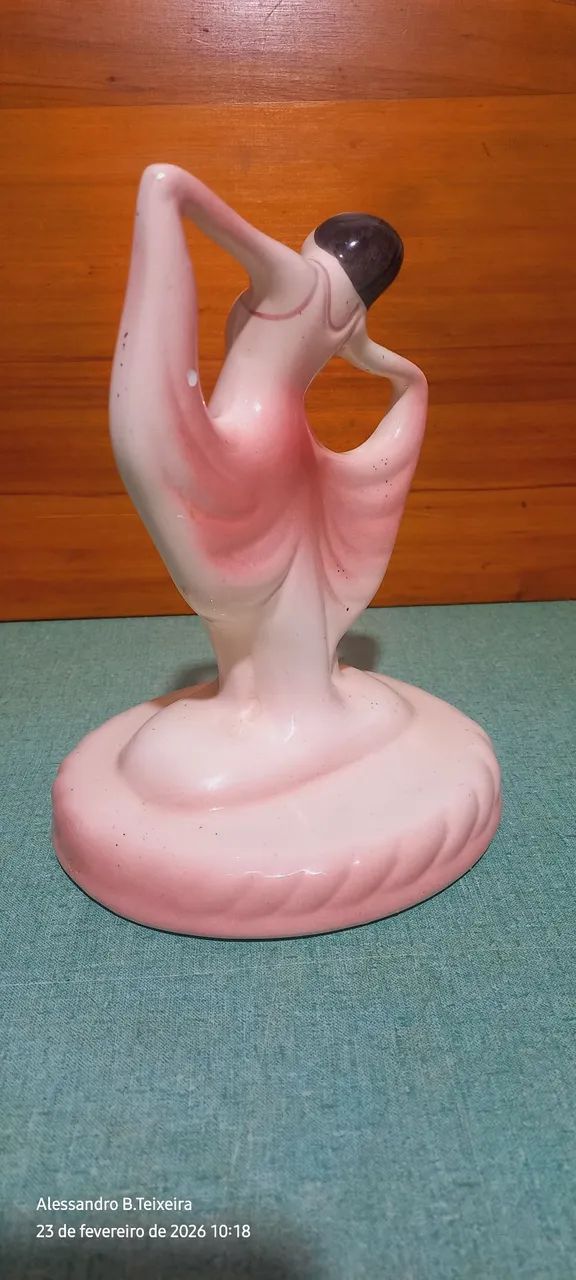 Estátua em porcelana década 50 - Foto 3