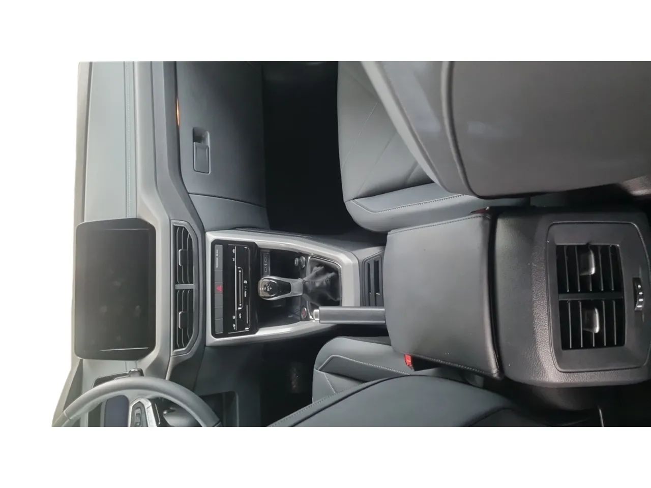 Volkswagen T-Cross Comfortline 1.0 TSI Flex 5P Aut., foto 9 de 17