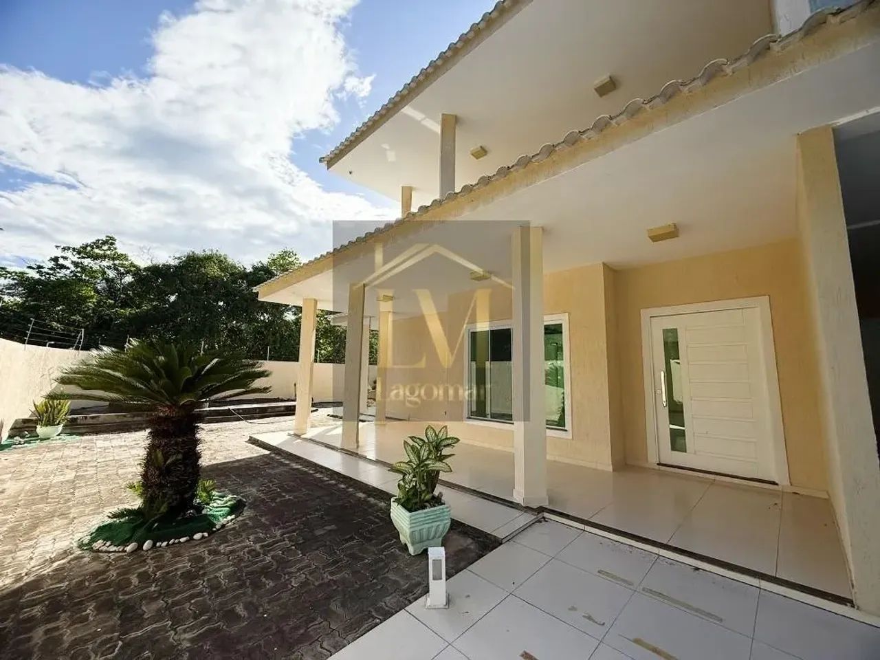 Casa com 4 suítes no bairro Parque Hotel