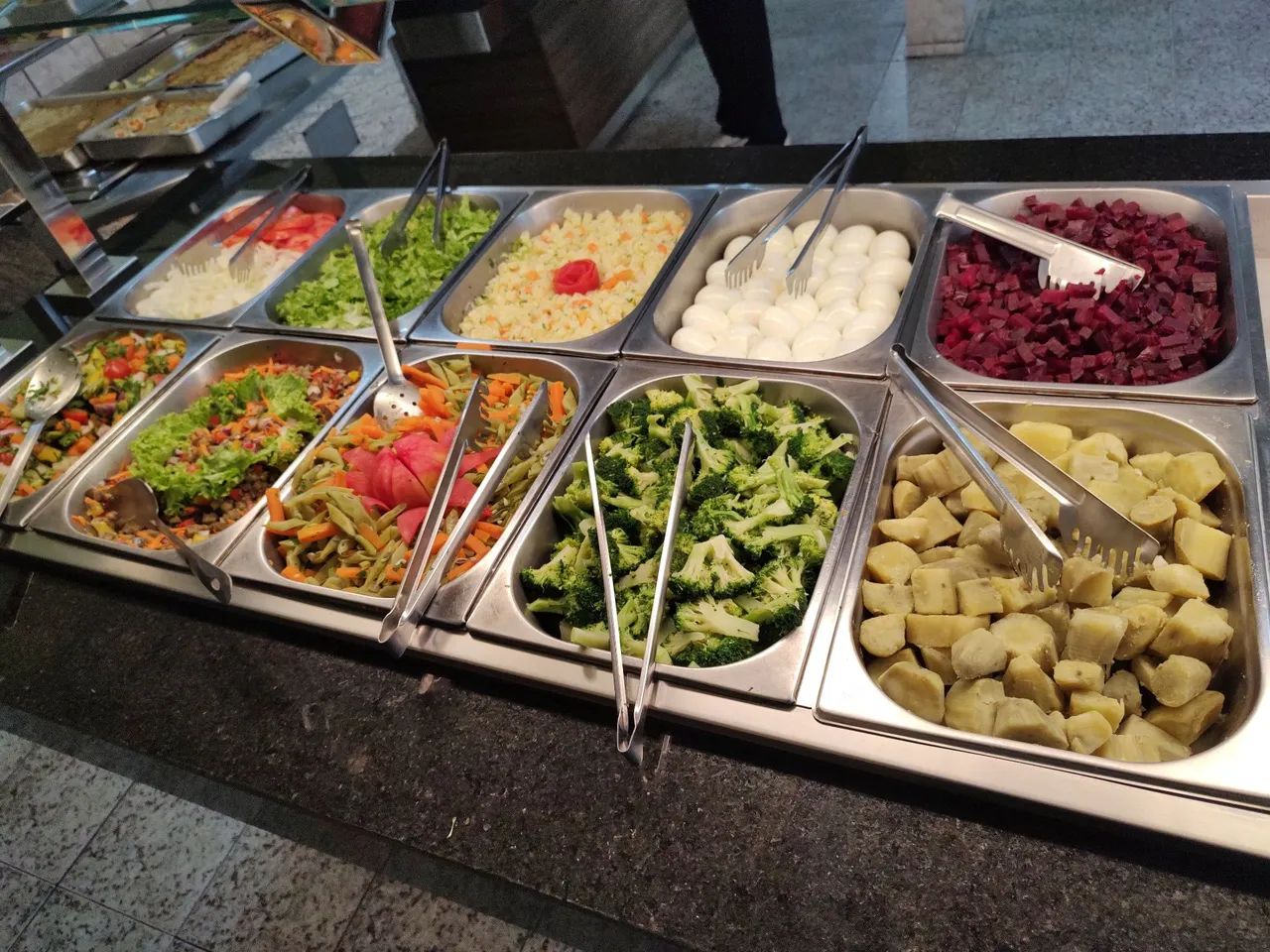 Ajudante de cozinha com experiência 