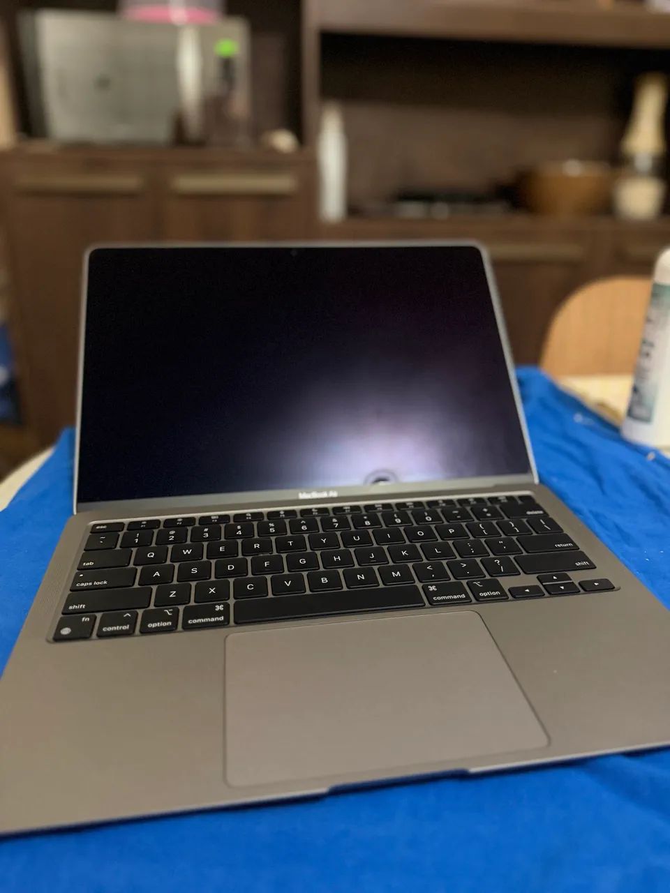 MacBook AIR M1 256GB 8GB RAM 