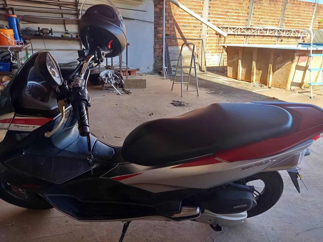 PCX 150 cc automática 