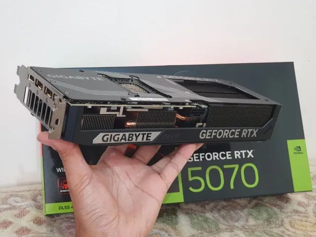 Placa de Video RTX 5070 Windforce OC SFF 12G Gigabyte - Foto 5