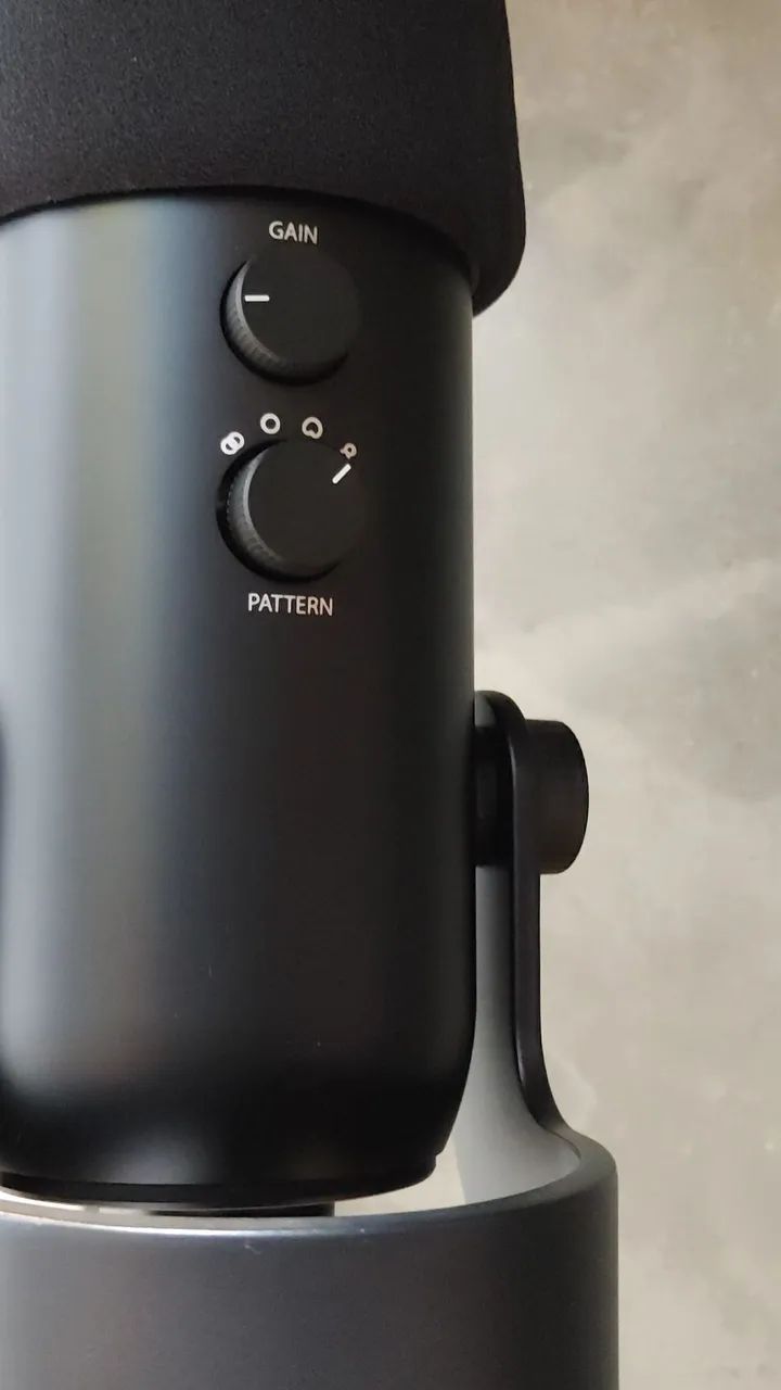 Microfone Condensador - Logitech: Blue - Yeti (Blackout) - Foto 2