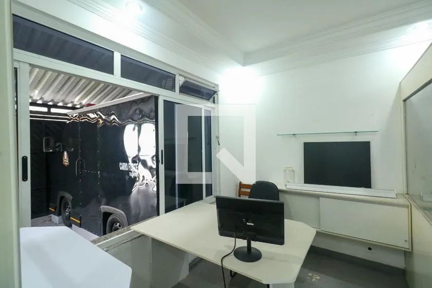 Casa à Venda - Centro, 4 Quartos, 187 m2 - Foto 3