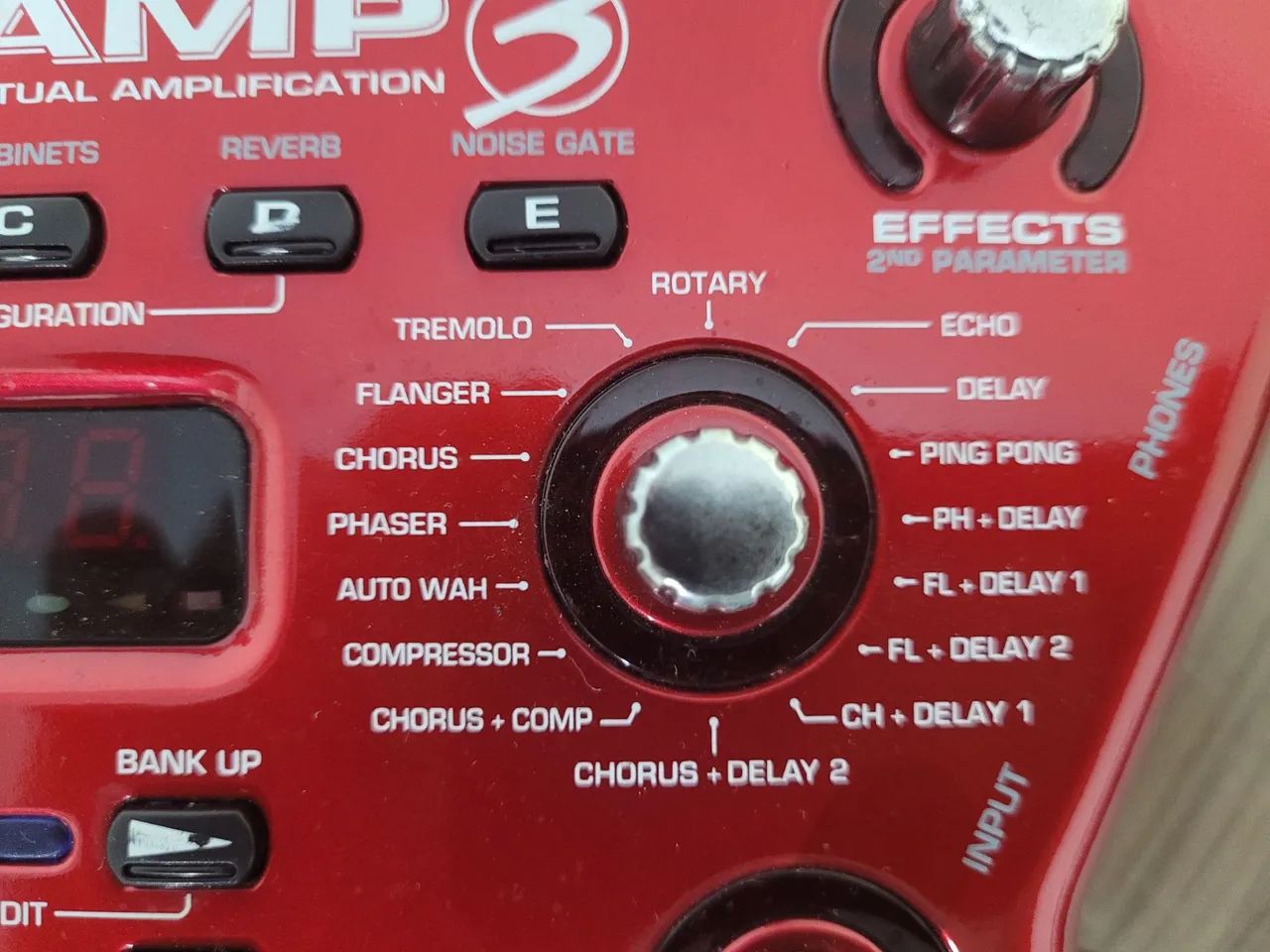 V Amp3 Behringer  - Foto 5