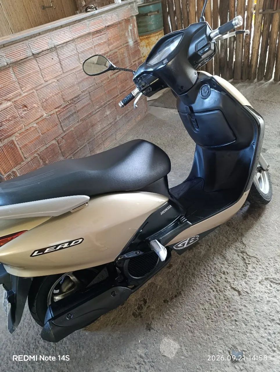 Honda  - Foto 4