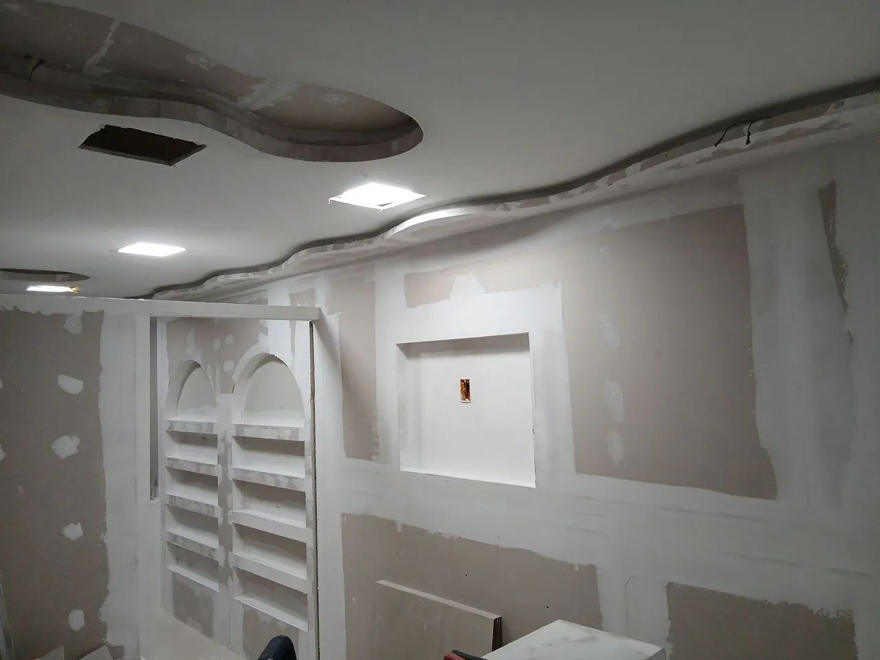 Gesso e Decorações/Divisórias em Drywall  - Foto 4