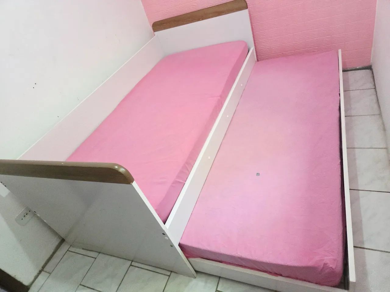 Bicama solteiro + 2 colchões  - Foto 3