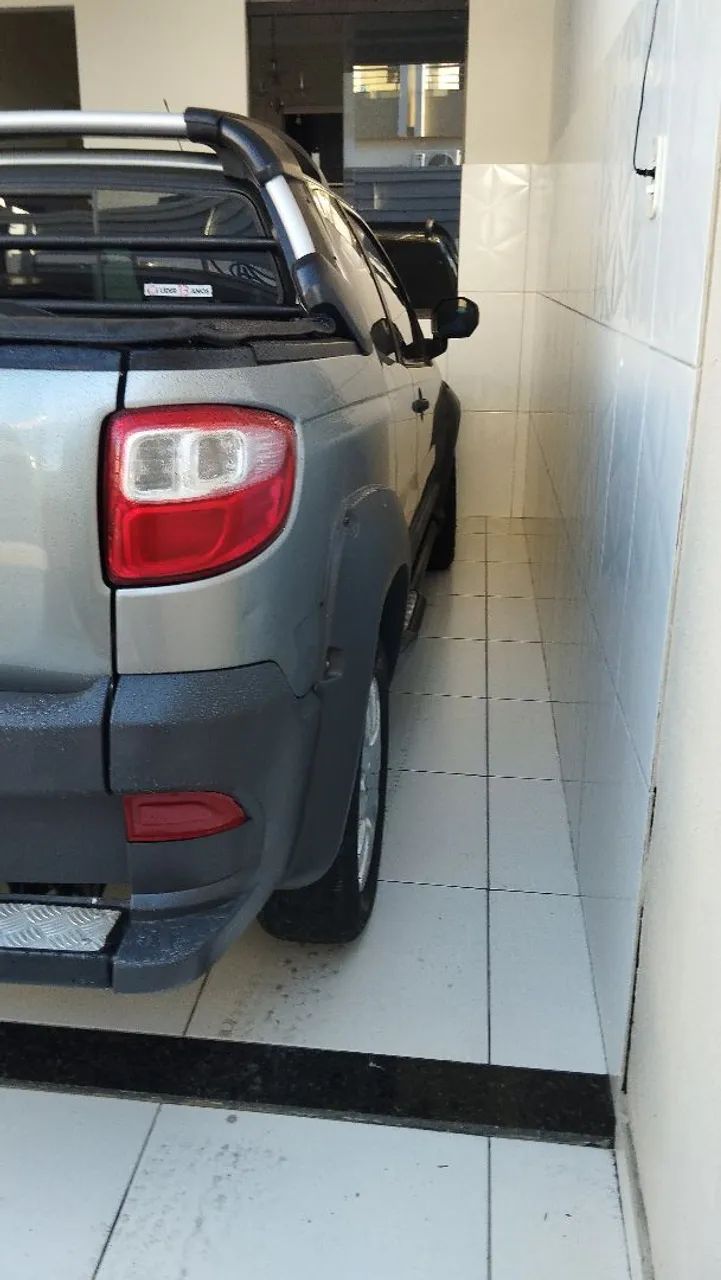 Fiat Strada Adventure1.8/ 1.8 Locker Flex CD 2015 - Foto 3