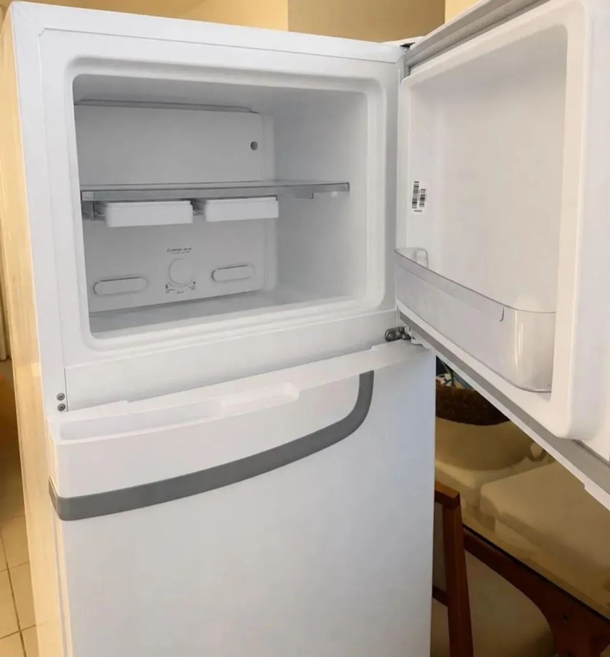 Geladeira Cônsul Frostfree Gelo Seco 340L - Foto 2
