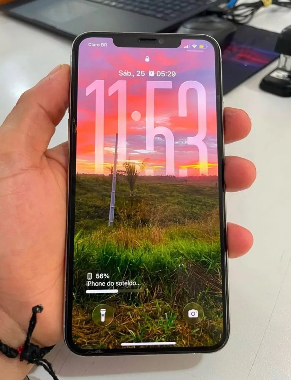 Vendo iPhone 11 por max 