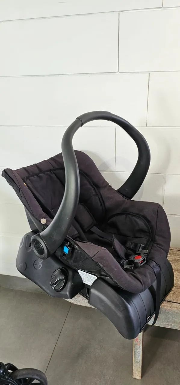 Carrinho de Bebê com bebê conforto Olympus Galzerano  - Foto 4